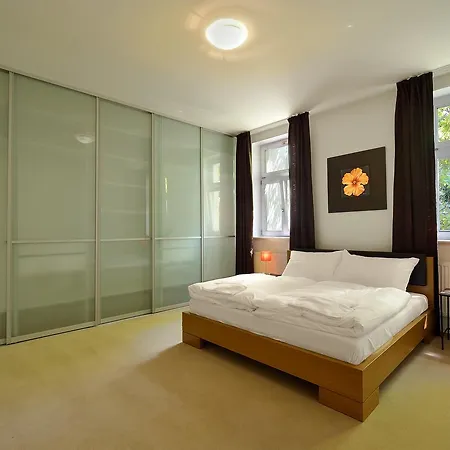 Ambiente Serviced - Tallerova *