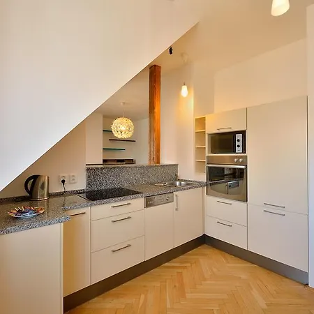 Apartmán Ambiente Serviced - Tallerova
