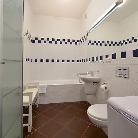 Apartmán Ambiente Serviced - Tallerova *