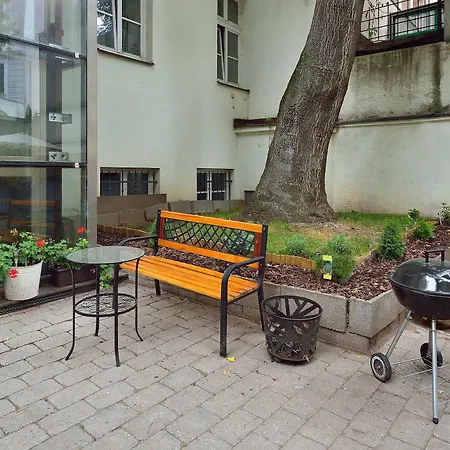 Ambiente Serviced - Tallerova *