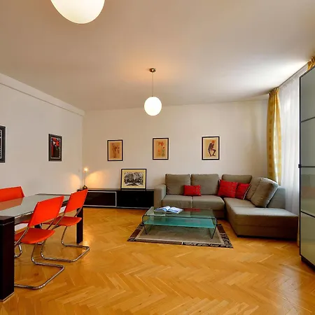 Apartment Ambiente Serviced - Tallerova *